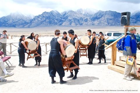 UCLA Kyodo Taiko preparing for their first song at the 46th Annual Manzanar Pilgrimage.
