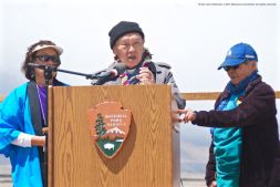 2015 Sue Kunitomi Embrey Legacy Award recipient Rev. Paul Nakamura, shown here with his wife, Kikuno (right). Kerry Cababa (left) of the Manzanar Committee is also shown here.